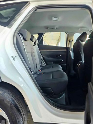 New Hyundai Tucson IV, 2.0 l, 2022 in Dubai by SK Motors, White color. GCC Specs | AUTO.AE