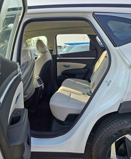 Новый Hyundai Tucson IV Рестайлинг, 1.5 л, 2024 в Дубае от SK Motors Белый цвет. GCC | AUTO.AE