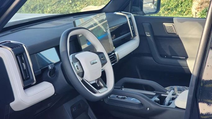 جديدة iCar 03, 2024 في في دبي من Alwan Global Cars، اللون فضي. أخرى | AUTO.AE
