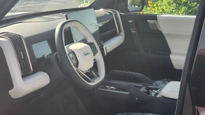 جديدة iCar 03, 2024 في في دبي من Alwan Global Cars، اللون أسود. أخرى | AUTO.AE