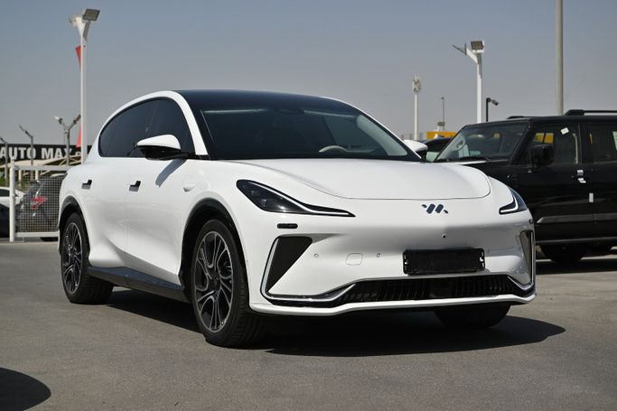 Новый IM Motors (Zhiji) LS7, 2025 в Дубае от MENAMOTORS Белый цвет. Китайская | AUTO.AE