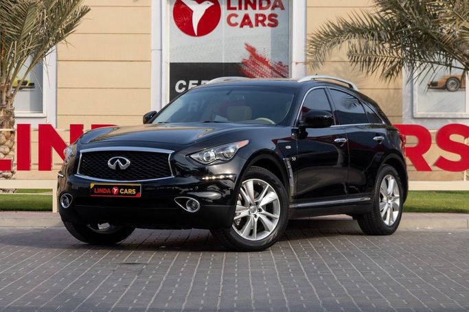 Подержанный Infiniti QX70, 3.7 л, 2017 в Дубае от Linda Cars Черный цвет. GCC | AUTO.AE