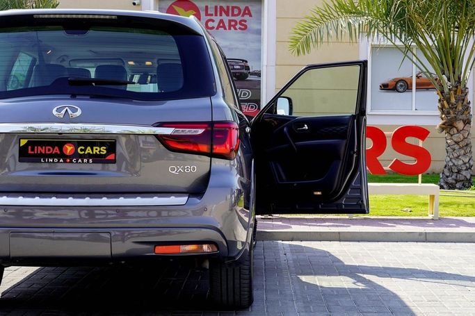 Used Infiniti QX80 I Facelift 3, 5.6 l, 2020 in Dubai by Linda Cars, Grey color. GCC Specs | AUTO.AE