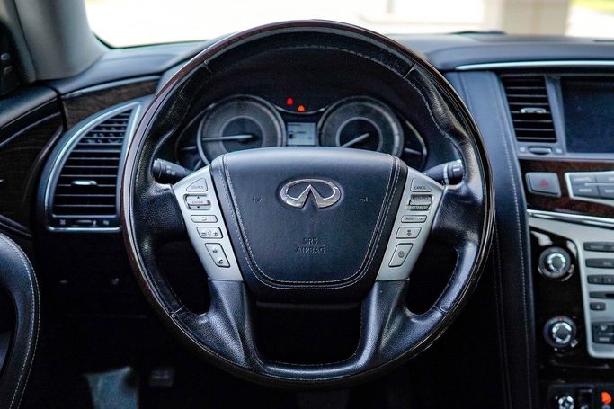 Used Infiniti QX80 I Facelift 3, 5.6 l, 2020 in Dubai by Linda Cars, Grey color. GCC Specs | AUTO.AE