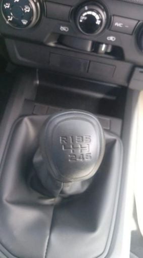 Новый Isuzu D-Max III, 2.5 л, 2025 в Дубае от Mohamed Hakim Motors Красный цвет. GCC | AUTO.AE
