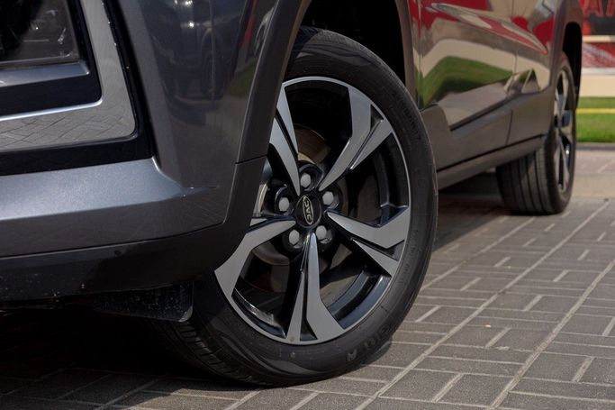 Used JAC JS4, 1.5 l, 2023 in Dubai by Linda Cars, Grey color. GCC Specs | AUTO.AE