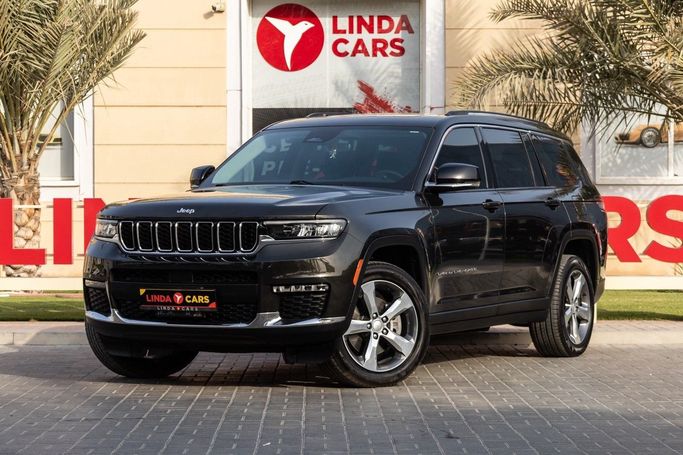 Подержанный Jeep Grand Cherokee IV (WK2) Рестайлинг, 3.6 л, 2022 в Дубае от Linda Cars Коричневый цвет. GCC | AUTO.AE