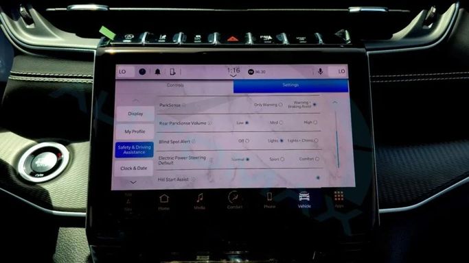 New Jeep Grand Cherokee V (WL), 3.6 l, 2024 in Dubai by Auto Max Group, Black color. GCC Specs | AUTO.AE