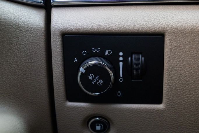 Used Jeep Grand Cherokee IV (WK2) Facelift, 3.6 l, 2019 in Dubai by Linda Cars, White color. GCC Specs | AUTO.AE