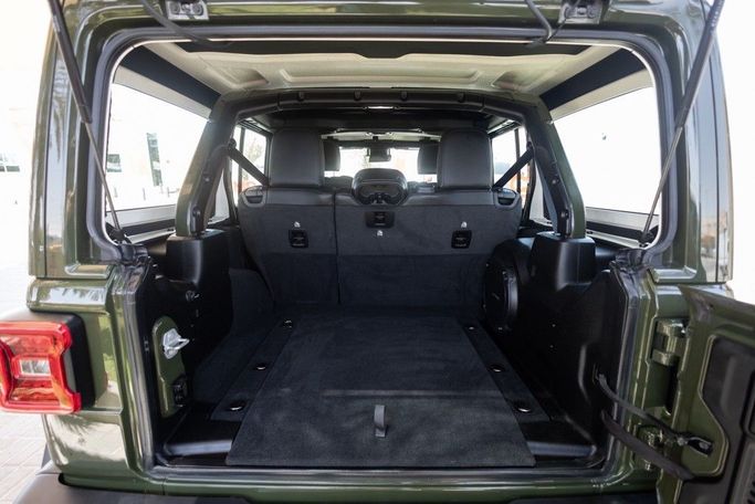 Used Jeep Wrangler IV (JL), 6.4 l, 2023 in Dubai by Linda Cars, Green color. GCC Specs | AUTO.AE