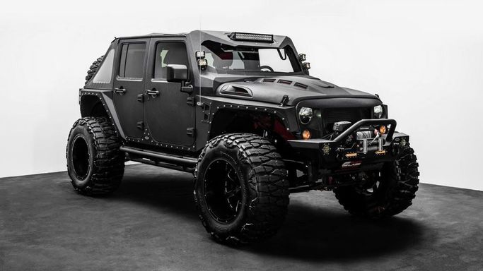 Used Jeep Wrangler SoFlo Customs III (JK), 3.6 l, 2017 in Dubai by Al Ain Class Motors, Black color. American Specs | AUTO.AE