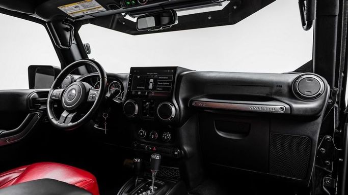 Used Jeep Wrangler SoFlo Customs III (JK), 3.6 l, 2017 in Dubai by Al Ain Class Motors, Black color. American Specs | AUTO.AE