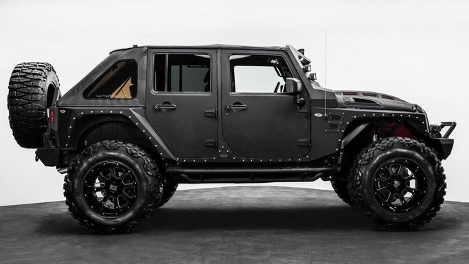 Used Jeep Wrangler SoFlo Customs III (JK), 3.6 l, 2017 in Dubai by Al Ain Class Motors, Black color. American Specs | AUTO.AE