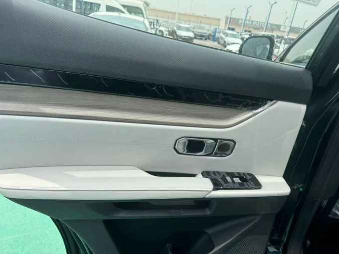Новый Jetour Dashing, 1.6 л, 2025 в Дубае от Mohamed Hakim Motors Черный цвет. GCC | AUTO.AE
