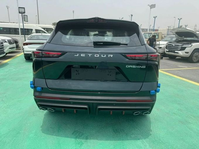 Новый Jetour Dashing, 1.6 л, 2025 в Дубае от Mohamed Hakim Motors Черный цвет. GCC | AUTO.AE