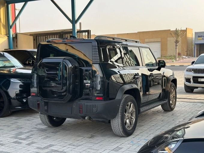 Новый Jetour T2, 2.0 л, 2025 в Дубае от Alzahiah Cars Черный цвет. Китайская | AUTO.AE