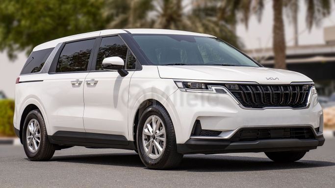 Used Kia Carnival IV Facelift, 3.5 l, 2024 in Dubai by Milele, White color. Other | AUTO.AE