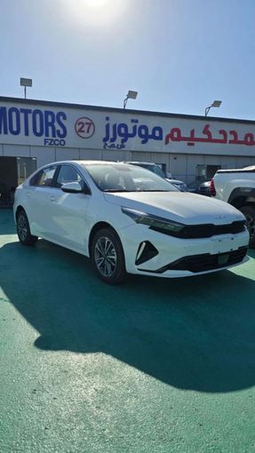 Новый Kia Cerato IV Рестайлинг, 1.6 л, 2025 в Дубае от Mohamed Hakim Motors Белый цвет. Other | AUTO.AE
