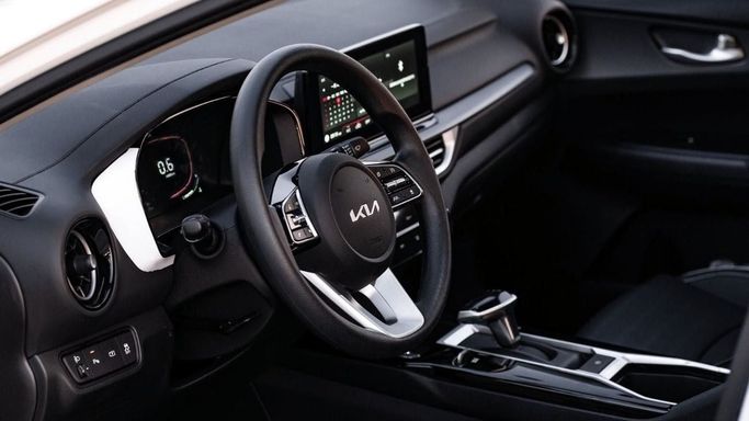 New Kia K3 II (China Market) Facelift, 1.5 l, 2024 in Dubai by Altass Motors, White color. Other | AUTO.AE
