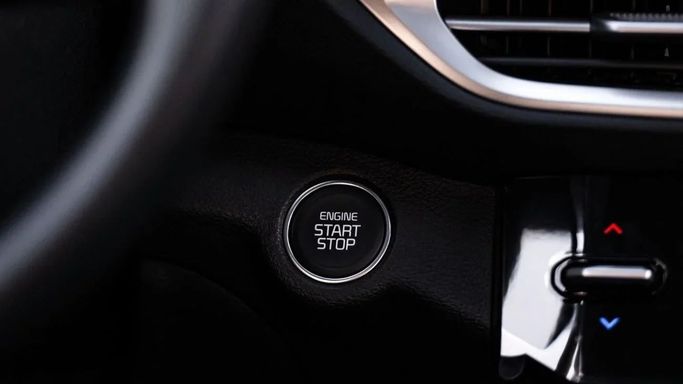 New Kia K3 II (China Market) Facelift, 1.5 l, 2024 in Dubai by Altass Motors, White color. Other | AUTO.AE