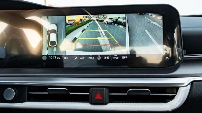 New Kia K5 III Facelift, 1.6 l, 2025 in Dubai by Altass Motors, White color. Other | AUTO.AE