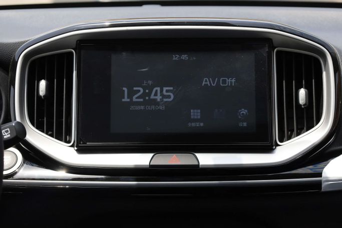 Новый Kia KX1, 1.4 л, 2018 в Дубае от JES Motors Белый цвет.  | AUTO.AE