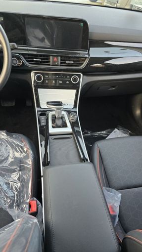 Новый Kia Seltos I, 1.6 л, 2024 в Дубае от Mohamed Hakim Motors Серый цвет. Китайская | AUTO.AE