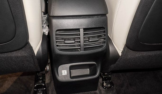 New Kia Seltos I Facelift, 1.6 l, 2024 in Dubai by Saad Idan Motors, Grey color. GCC Specs | AUTO.AE