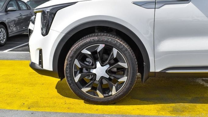 New Kia Sorento IV Facelift, 3.5 l, 2024 in Dubai by Najem Motors, White color. Other | AUTO.AE