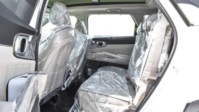 New Kia Sorento IV Facelift, 3.5 l, 2024 in Dubai by Najem Motors, White color. Other | AUTO.AE