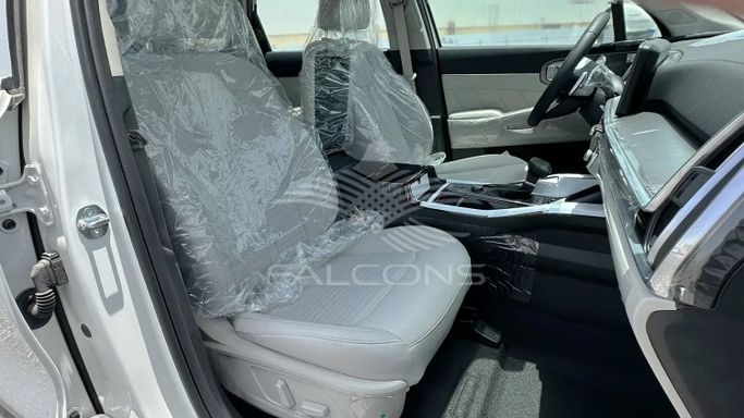 Новый Kia Sorento IV Рестайлинг, 2.5 л, 2024 в Дубае от Falcons GT Motors FZCO Белый цвет. Other | AUTO.AE