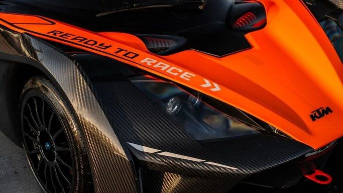 Used KTM AG X-Bow GT4, 2 l, 2015 in Dubai by Al Ain Class Motors, Orange color. GCC Specs | AUTO.AE