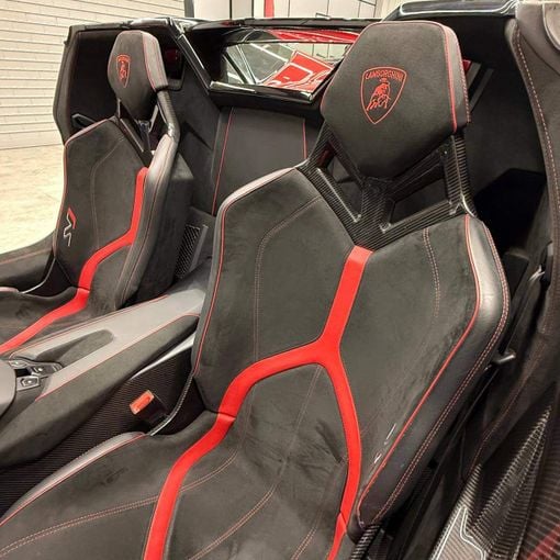 Подержанный Lamborghini Aventador SVJ I Рестайлинг, 6.5 л, 2021 в Дубае от AAA Motors Красный цвет. Европейская | AUTO.AE