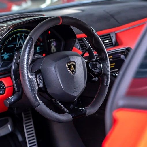 Подержанный Lamborghini Aventador SVJ I Рестайлинг, 6.5 л, 2020 в Дубае от Q Motors Красный цвет. Европейская | AUTO.AE