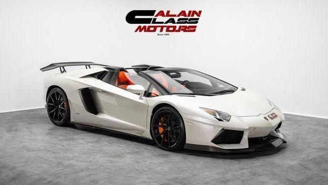 Used Lamborghini Aventador LP700-4 I, 6.5 l, 2015 in Dubai by Al Ain Class Motors, White color. GCC Specs | AUTO.AE