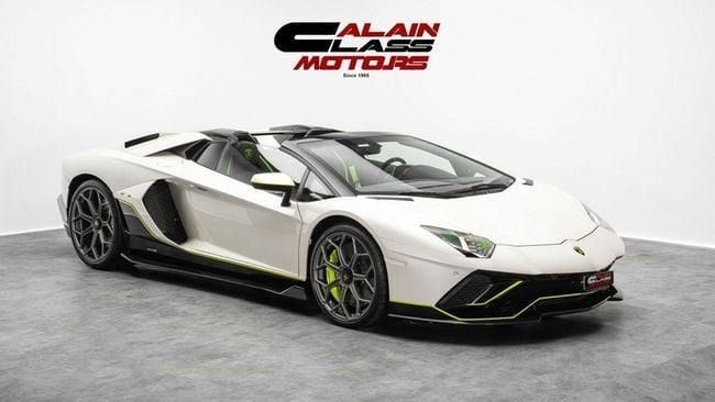 Used Lamborghini Aventador LP780-4 Ultimae I Facelift, 6.5 l, 2022 in Dubai by Al Ain Class Motors, White color. GCC Specs | AUTO.AE
