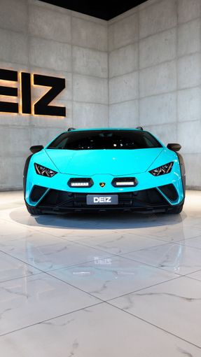 Lamborghini Huracán I, 2024 купе спорт класса в Дубае от DEIZ голубой цвет | AUTO.AE