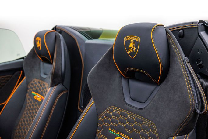 Новый Lamborghini Huracán I, 5.2 л, 2024 в Дубае от PUPIL OF FATE MOTORS Зеленый цвет. Европейская | AUTO.AE