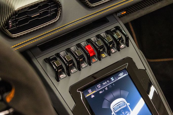 Новый Lamborghini Huracán I, 5.2 л, 2024 в Дубае от PUPIL OF FATE MOTORS Зеленый цвет. Европейская | AUTO.AE