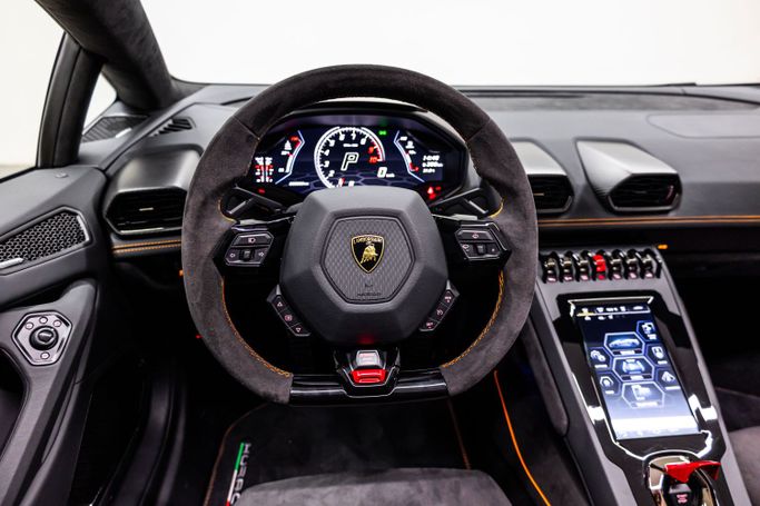 Новый Lamborghini Huracán I, 5.2 л, 2024 в Дубае от PUPIL OF FATE MOTORS Зеленый цвет. Европейская | AUTO.AE