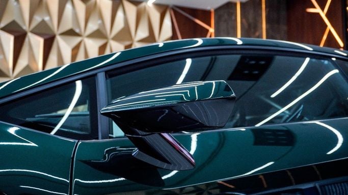 Новый Lamborghini Huracán Tecnica I Рестайлинг, 5.2 л, 2023 в Дубае от 777 CARS Зеленый цвет. Европейская | AUTO.AE