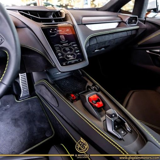 Used Lamborghini Revuelto, 6.5 l, 2024 in Dubai by Q Motors, White color.  | AUTO.AE