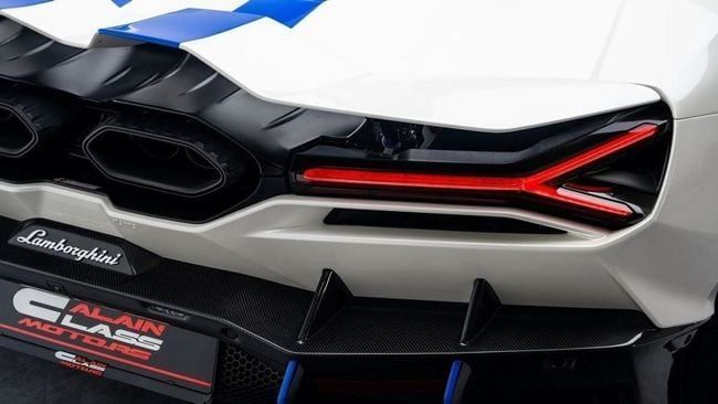 Новый Lamborghini Revuelto, 6.5 л, 2024 в Дубае от Al Ain Class Motors Белый цвет. GCC | AUTO.AE