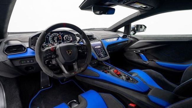 Новый Lamborghini Revuelto, 6.5 л, 2024 в Дубае от Al Ain Class Motors Белый цвет. GCC | AUTO.AE