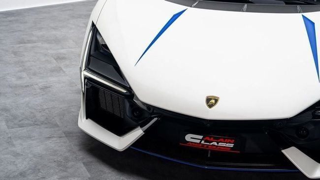 Новый Lamborghini Revuelto, 6.5 л, 2024 в Дубае от Al Ain Class Motors Белый цвет. GCC | AUTO.AE