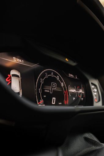 Lamborghini Urus S I Рестайлинг, 2023 внедорожник 5 дв. s спорт класса в Дубае от AVA car rental зеленый цвет | AUTO.AE