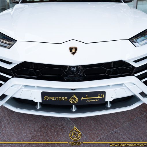 Подержанный Lamborghini Urus I, 4.0 л, 2021 в Дубае от Q Motors Белый цвет. Японская | AUTO.AE