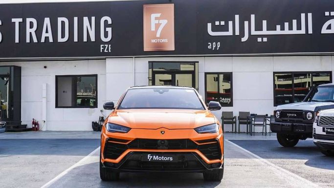 Подержанный Lamborghini Urus Performante I Рестайлинг, 4.0 л, 2024 в Дубае от F7 Motors Оранжевый цвет. Европейская | AUTO.AE