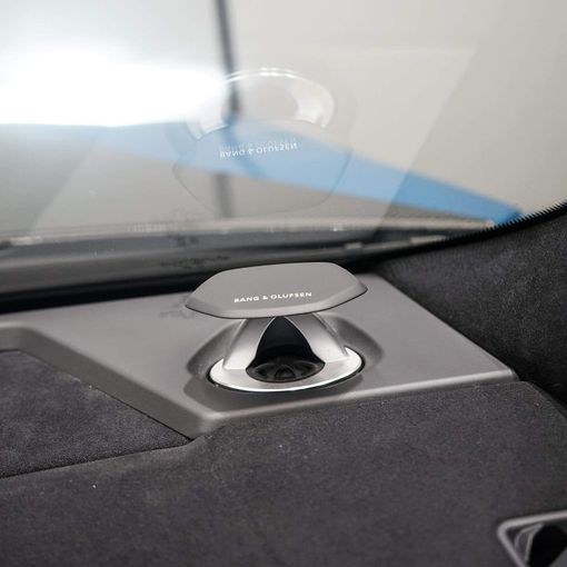 Used Lamborghini Urus Performante I Facelift, 4.0 l, 2023 in Dubai by AAA Motors, Light Blue color. European Specs | AUTO.AE
