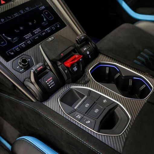 Used Lamborghini Urus Performante I Facelift, 4.0 l, 2023 in Dubai by AAA Motors, Light Blue color. European Specs | AUTO.AE
